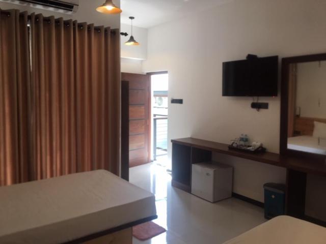 Hotel Bella Vista Anuradhapura Exteriör bild