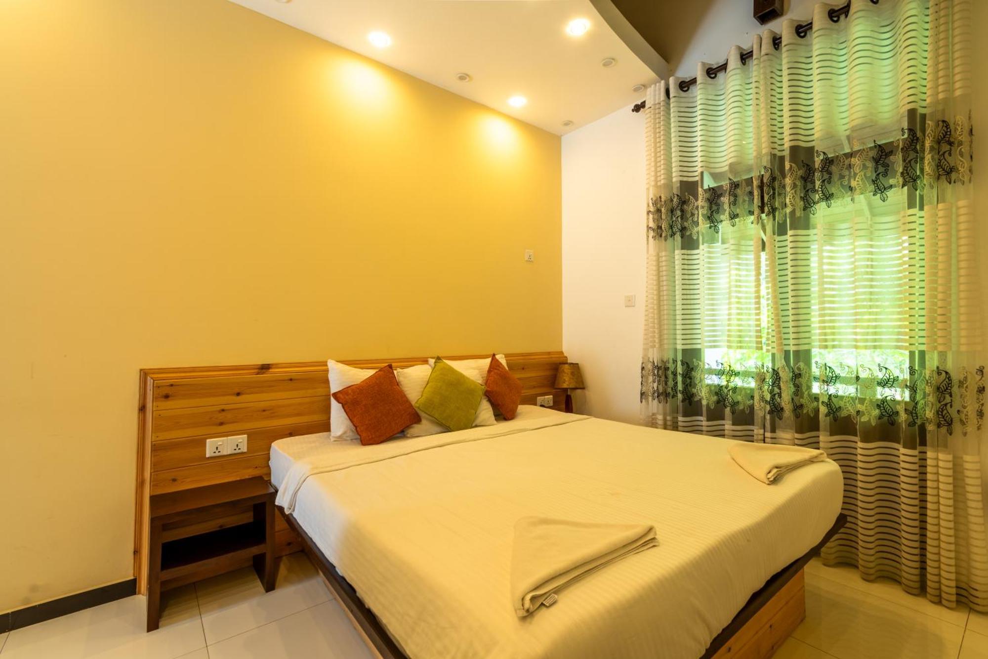 Hotel Bella Vista Anuradhapura Exteriör bild